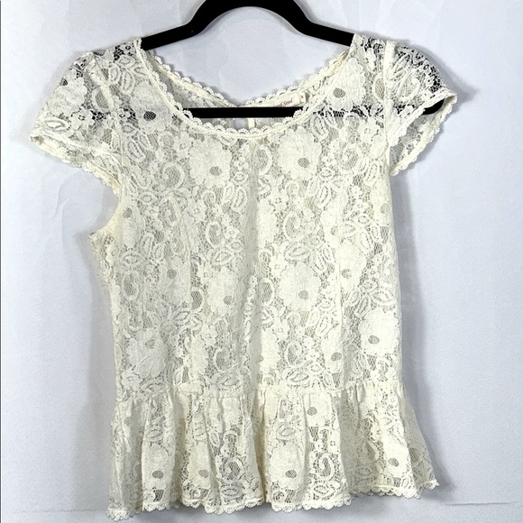 Mustard Seed Tops - Mustard Seed Cream Lace Peplum Blouse Size Large Excellent Condition
